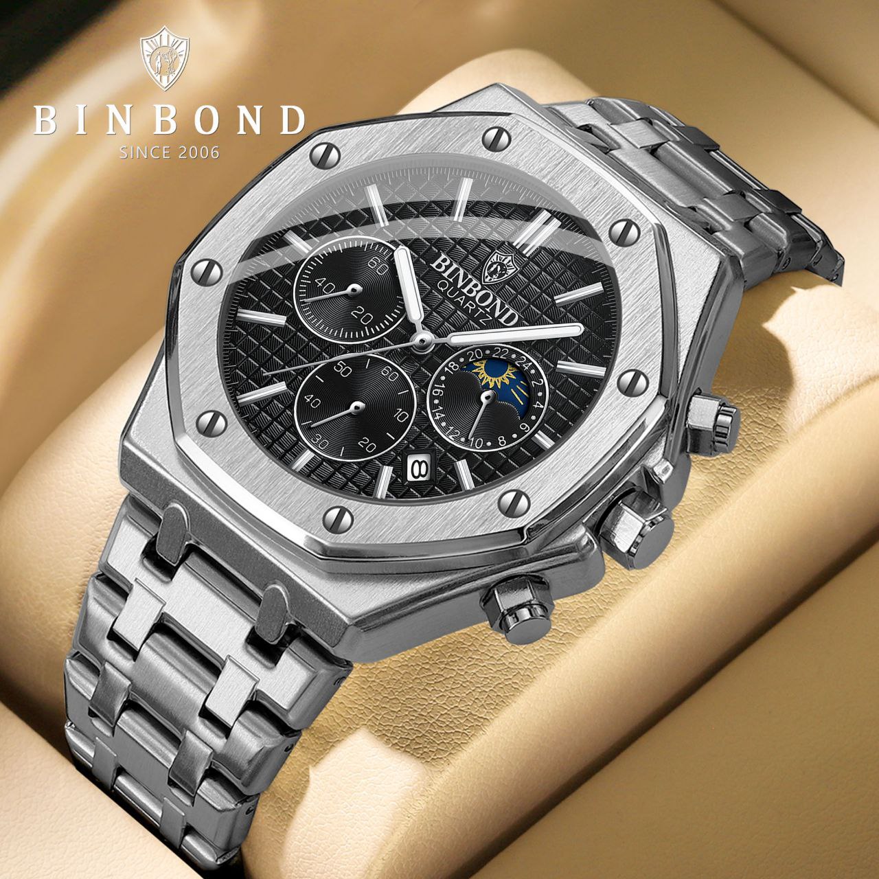 ساعت مردانه بین باند مدلی نو  اوریجینال شرکتی  •مدل B3459 نمایش سان موون  دارای روزشمار کرنوگراف  مقاوم دربرابر آب  بند استیل قاب استیل(روکش متال) شیشه کریستال  دارای نمایشگر ۲۴ ساعت قفل استیل پروانه ای موتور کوارتز سه موتور فعال صفحه شب نما خاص وجذاب