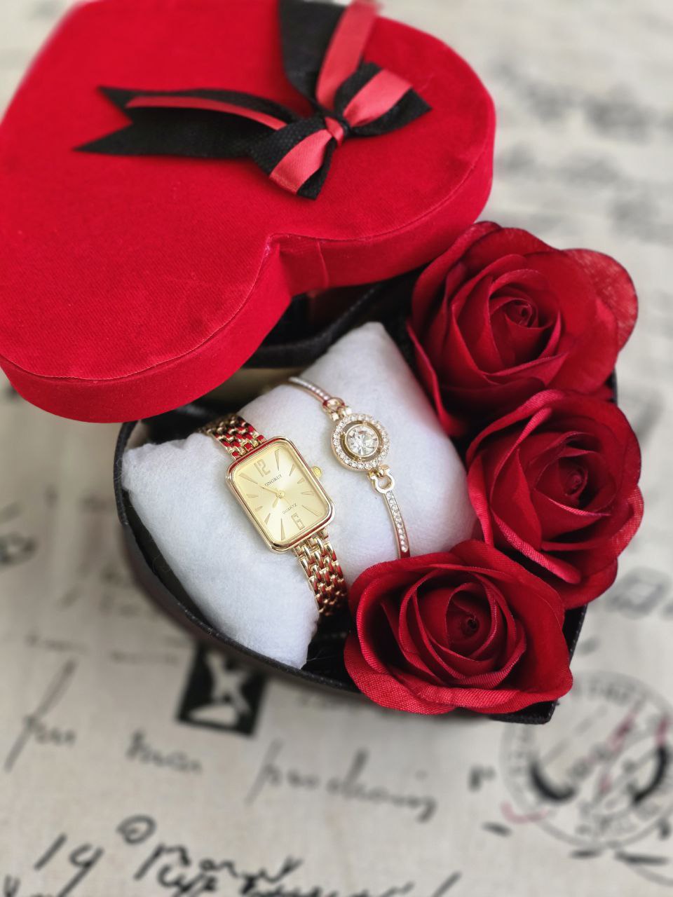 باکس هدیه زنانه و دخترانه شیک و جذاب