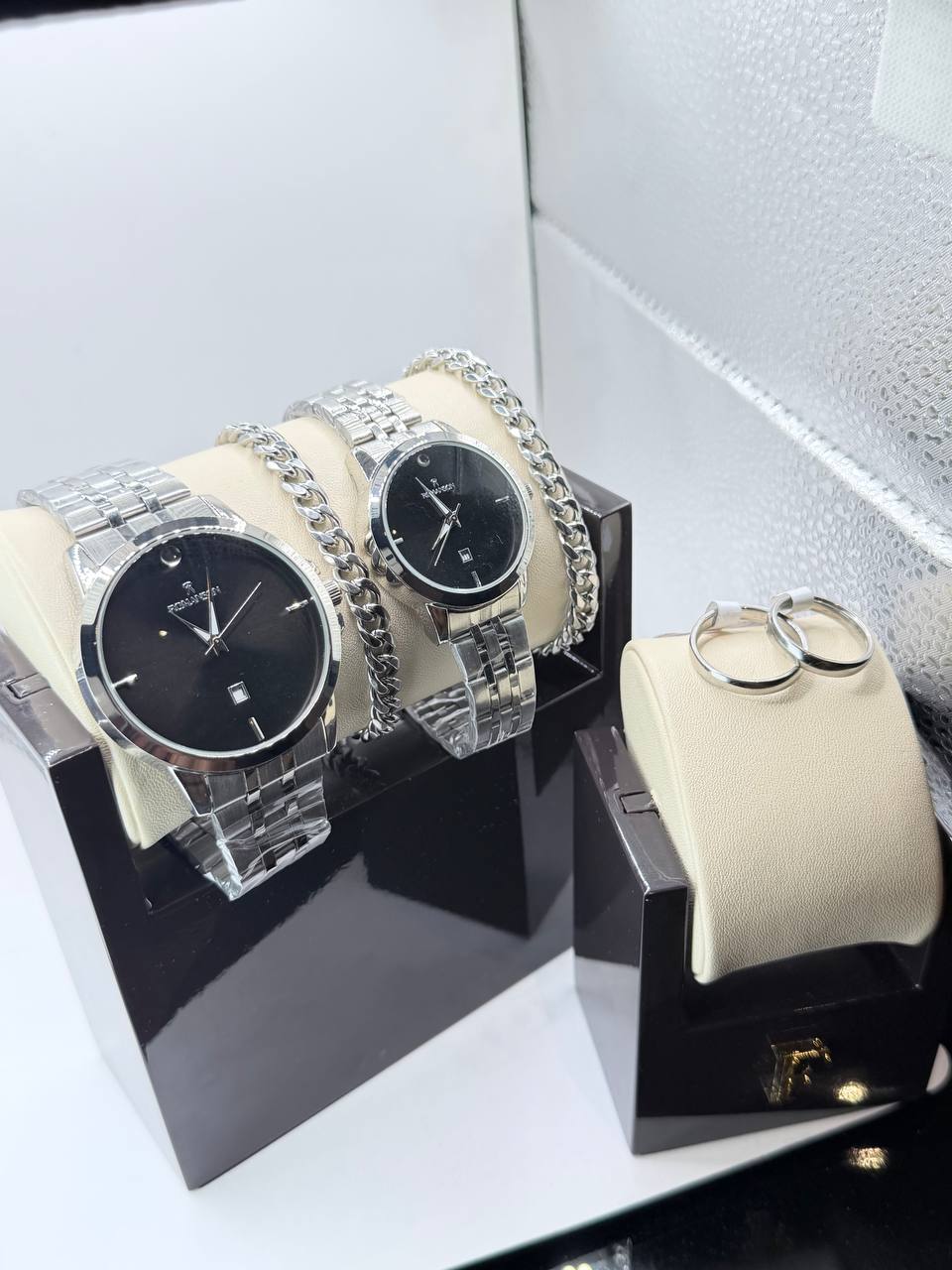 ست ساعت زنانه و مردانه برند رومانسون romanson به همراه دستبند و حلقه