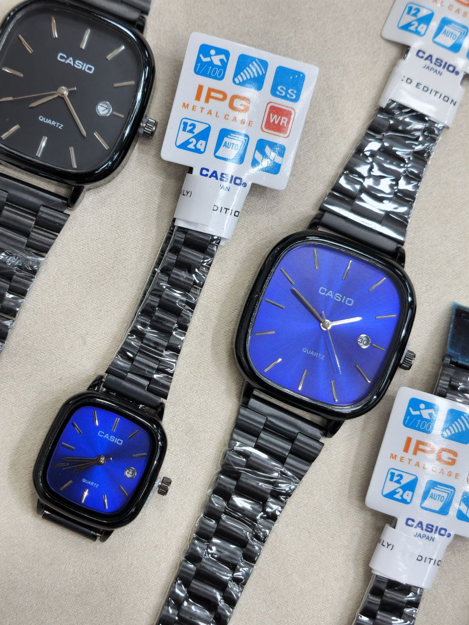 ست ساعت کاسیو زنانه و مردانه  تقویم فعال  قفل ریلی قابل تنظیم  بهمراه جعبه کادویی