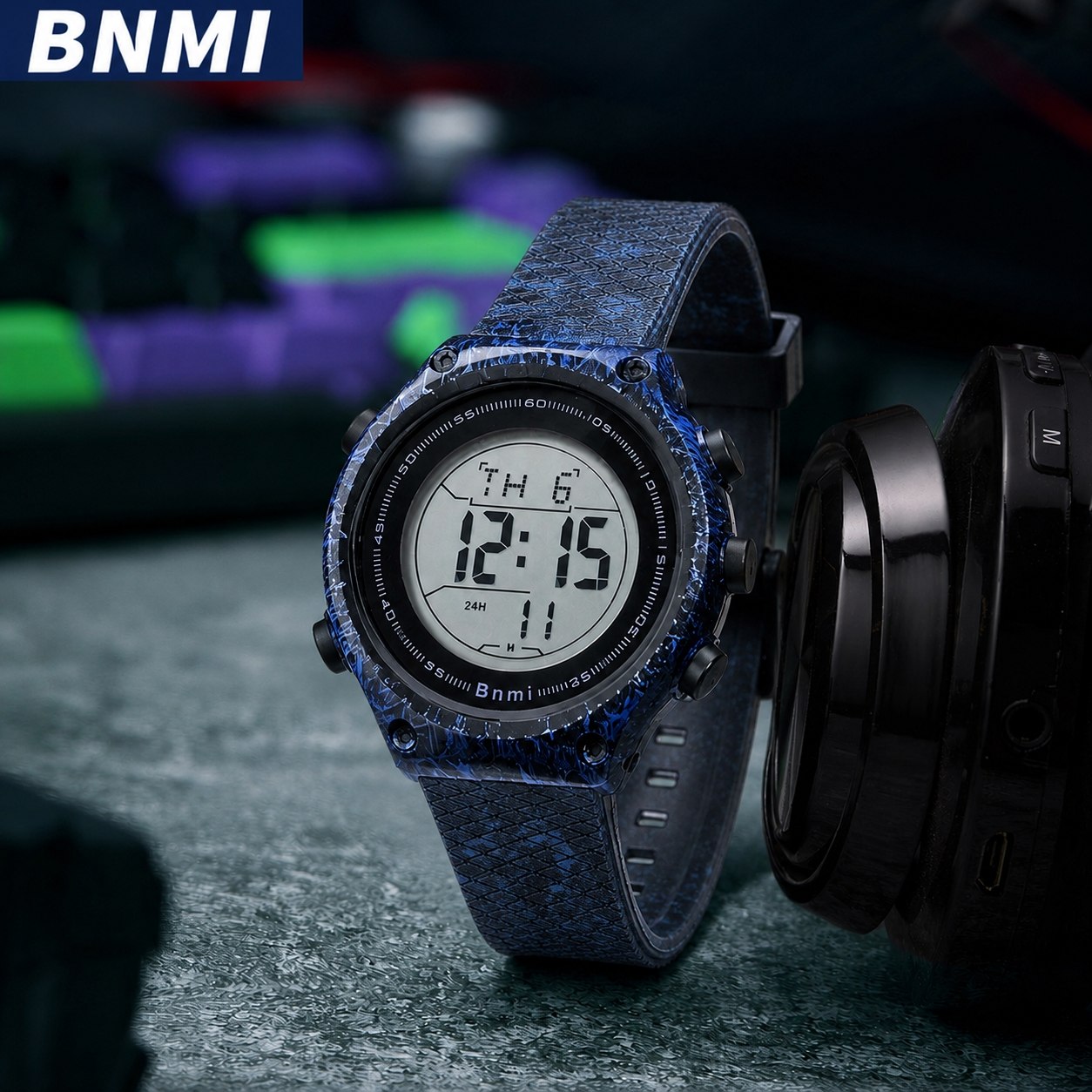 ساعت bnmi  اسپرت دیجیتالی شرکتی   کیفیت بالا ضدآب  كرنومتر+الارم چراغ ديددر شب  روزشماروايام هفته  بندرابر درجه یک  دارای رنگبندی خاص  قفل کمربندی