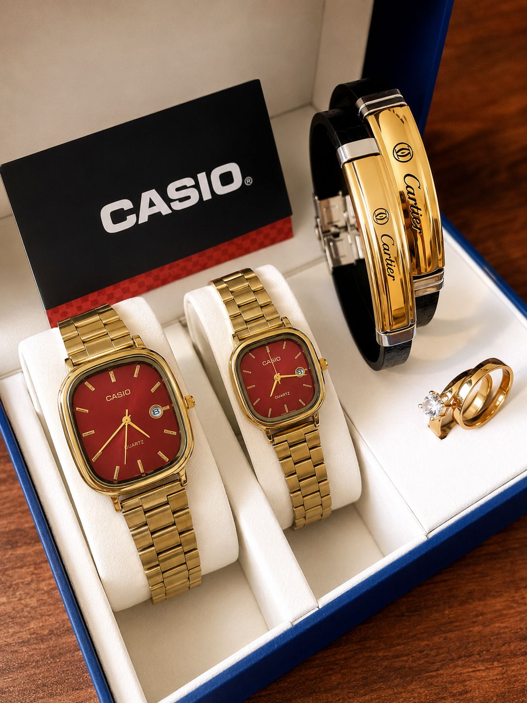 🌈ست مردانه  و زنانه ساعت کاسیو اولد مانی ☑️casio set  ✅ کاسیو اولدمانی  ✅تقویم دار ✅مربعی  ✅استیل ✅کیفیت مناسب رنگ ✅طراحی خاص ✅به همراه حلقه ست استیل ✅و ست دستبند چرمی ✅بهترین گزینه برای کادو و هدیه