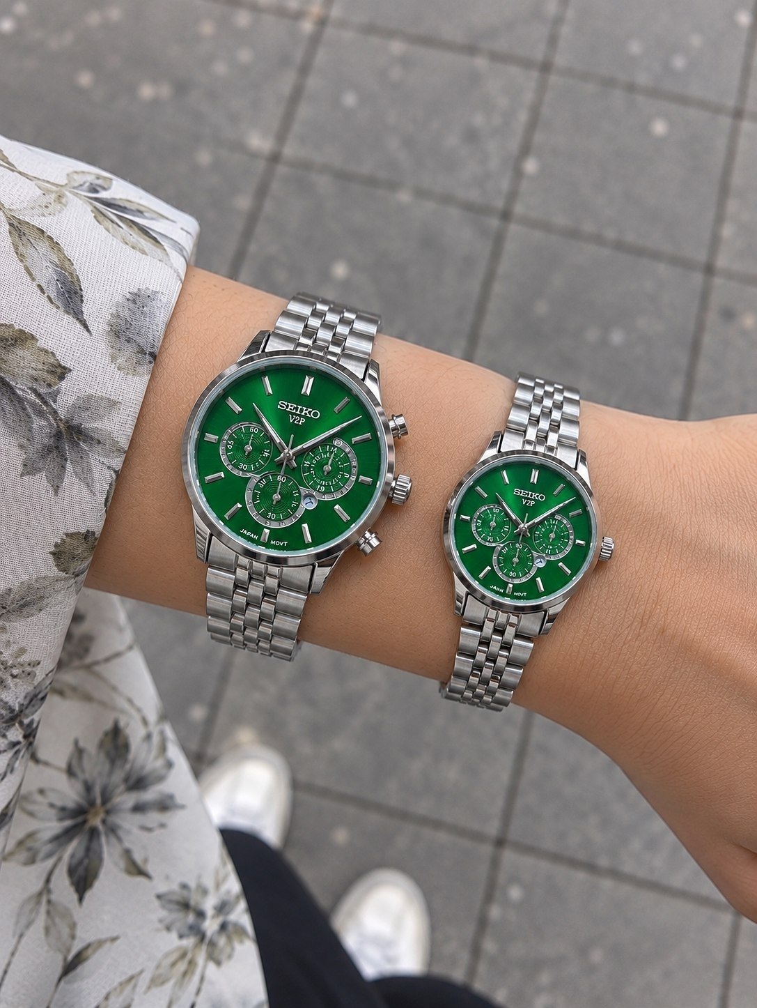 seiko   Couple collection          ⌚️ ست زنانه و مردانه سیکو | خاصِ خاص‌پسندا 💚  دارای روزشمار  طرح کرنو گراف  قفل کلیپسی  موتورکوارتز  بنداستیل